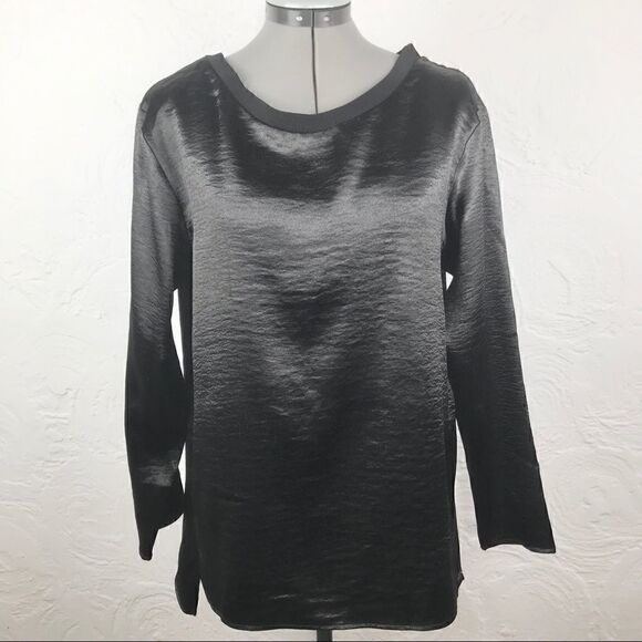 libby. edelman Tops - Libby Edelman Silky Solid Black Popover Blouse